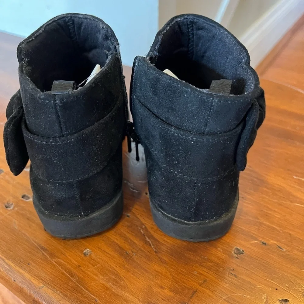 Gymboree size 10 black boots
